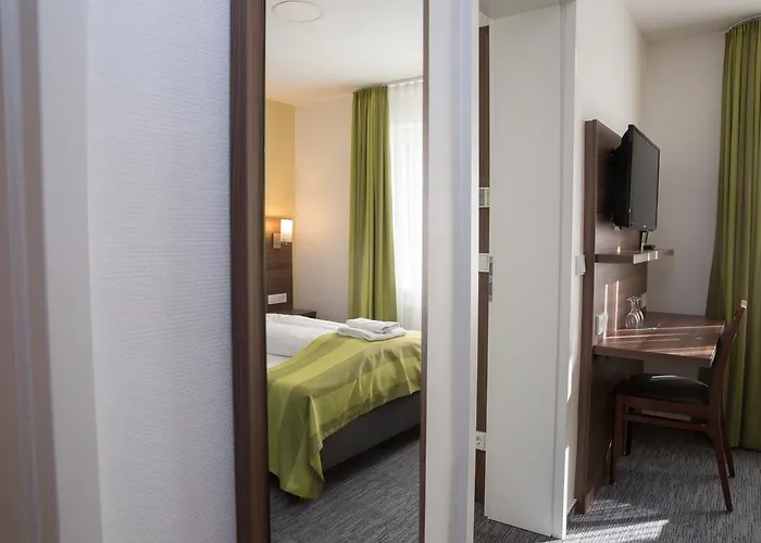 Hotel Trip Goethe Business Messe 3*