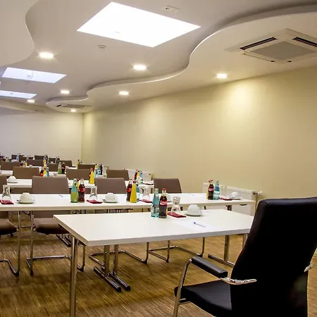 Goethe Business By Trip Hotel Frankfurt am Main