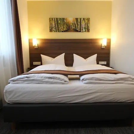 Trip Goethe Business Messe Szálloda 3*